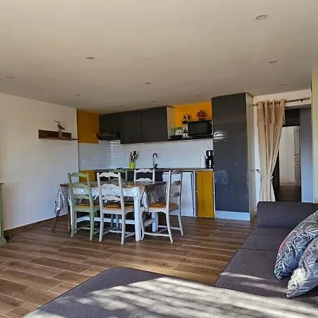 Villa Mini T3 Climatisee, Vue Mer, Cosy & Moderne
