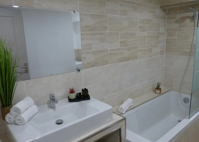 Mini T3 Climatisee, Vue Mer, Cosy & Moderne *